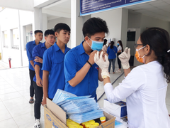 Nghỉ học dài ngày do Covid-19, sinh viên nóng lòng muốn trở lại trường