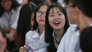 Dịch bệnh Covid-19 kéo dài, Bộ GD&ĐT có lùi thời gian thi THPT quốc gia?