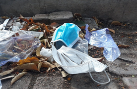 Bộ Y tế: Xử phạt nghiêm những người vứt khẩu trang bừa bãi