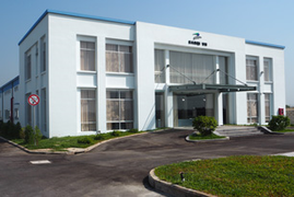 Một doanh nghiệp sản xuất dụng cụ y tế gặp khó vì chủ 'mắc kẹt' ở Trung Quốc