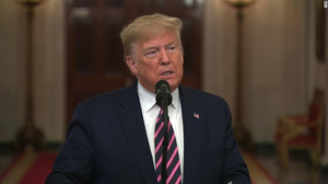 Tổng thống Trump thừa nhận cử luật sư đến Ukraine sau khi được tha bổng