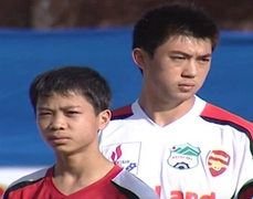 Lee Nguyễn khiến V-League 'điên đảo' khi Công Phượng mới là cậu nhóc 