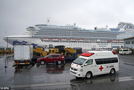 Thêm 99 ca nhiễm Covid-19 trên du thuyền cách ly, lễ mừng sinh nhật Nhật hoàng bị hủy
