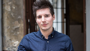 Hacker khiến Ronaldo lao đao, đánh sập tham vọng châu Âu của Man City là ai?