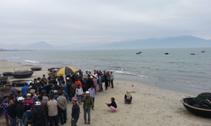 Đi đánh cá, tá hỏa phát hiện thi thể mắc trong lưới