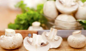 Ăn gì để phòng ngừa ung thư vú hiệu quả?