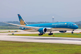Vietnam Airlines mở bán vé đường bay giữa Hà Nội và TP.HCM chỉ từ 589 nghìn đồng
