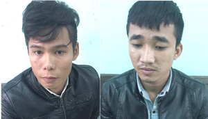 Bắt 2 thanh niên chuyên cướp giật của du khách nước ngoài 