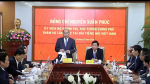 Thủ tướng Nguyễn Xuân Phúc làm việc với Đài Tiếng nói Việt Nam