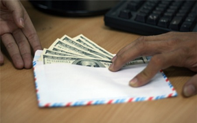 Truy tố nguyên trung tá công an nhận hối lộ thả tội phạm ma túy