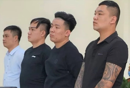 'Ông trùm' băng tín dụng đen tra tấn con nợ như thời trung cổ bình thản cười nói tại tòa