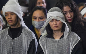 Gia đình, đồng nghiệp tiễn đưa nghệ sĩ Vũ Mạnh Dũng về nơi an nghỉ