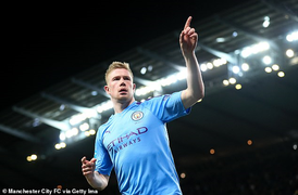 De Bruyne ghi bàn, Man City hạ West Ham giữa tâm bão