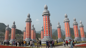 Chiêm ngưỡng vườn kinh khổng lồ độc nhất vô nhị ở Việt Nam 