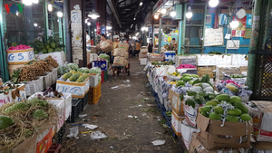 Chợ đầu mối thực phẩm tại TPHCM bị giảm nguồn cung vì dịch corona