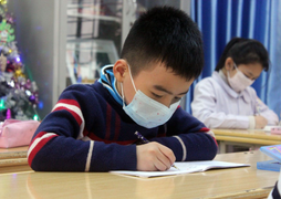 Bộ GD&ĐT xem xét phương án cho học sinh trở lại trường từ ngày 2/3