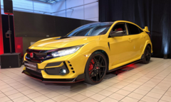 Lạ lùng Civic Type R Limited Edition 2021 không có âm thanh, điều hoà