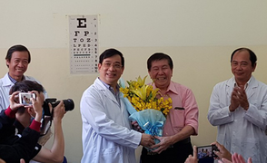 Việt kiều Mỹ nhiễm Covid-19: 'Y bác sĩ cho tôi sự sống lần nữa, tôi tri ân và ghi nhớ mãi mãi'