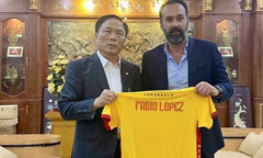 HLV Fabio Lopez: 'Đến V-League vì Việt Nam là đất nước tuyệt vời'