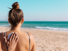 10 thói quen nguy hiểm gây ung thư bạn cần tránh