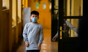 Nghỉ học từ Tết đến giờ, con tôi quên hết cả tên bạn bè, thầy cô, nói gì đến kiến thức