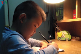 Phụ huynh dạy kỹ năng sống cho con, sẵn sàng đi học vào đầu tháng 3