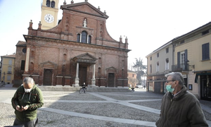 Thị trấn Italy hoang vắng vì Covid-19