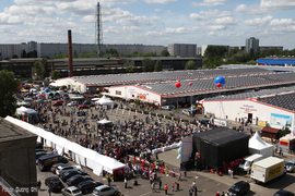 Chuyện chưa kể về TTTM Đồng Xuân - ‘thủ phủ’ người Việt ở Đức