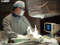 Bác sĩ Nguyễn Quang Thái Dương - người tiên phong trong ứng dụng kỹ thuật ít xâm lấn