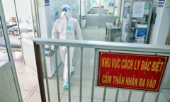 Dừng nhập cảnh người đến hoặc đi qua vùng dịch Covid-19