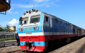 Thủ tướng yêu cầu các Bộ vào cuộc 'giải cứu' ngành đường sắt 