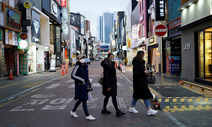 Daegu - Vũ Hán: 2 tâm chấn, 2 cách chống dịch