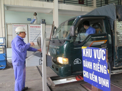 Chặn đăng kiểm hơn 6.700 ô tô 'chây ì' nộp phạt vi phạm giao thông