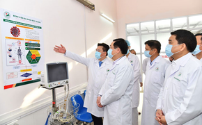 Ông Vương Đình Huệ: Chống dịch Covid-19 nhưng phải đảm bảo sức khoẻ cho các y, bác sĩ