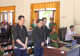 Thuê giang hồ chém đối thủ làm ăn giá 5 triệu đồng