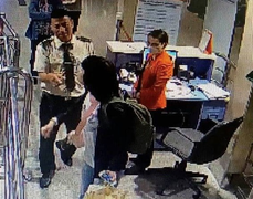 Bị phạt quá ký, khách bay cắn nhân viên hàng không tại Tân Sơn Nhất