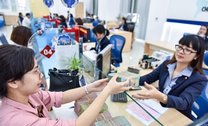 Ngân hàng nào 'hút' nhiều tiền của dân nhất?