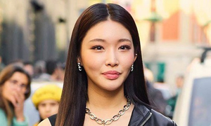 Hai nhân viên nhiễm Covid-19, Chungha phải tự cách ly 14 ngày