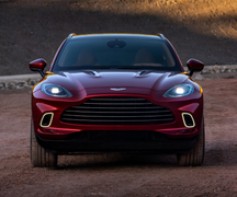  Aston Martin DBX gặp khó tại Trung Quốc