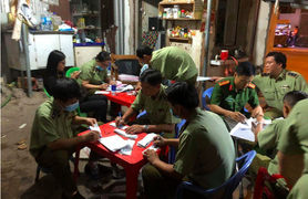 TP.HCM: Bắt nhóm đầu cơ gần 1 triệu khẩu trang không rõ nguồn gốc 