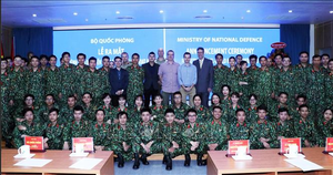 Ra mắt Bệnh viện dã chiến cấp 2 số 3 tham gia gìn giữ hòa bình 