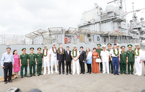 Đô đốc Hải quân Mỹ: Việt Nam và Mỹ là đối tác tin cậy