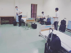 Ít nhất 72 người phải cách ly vì tiếp xúc với hành khách Nhật nhiễm Covid-19