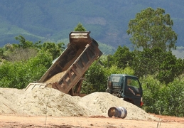 'Cát tặc' lộng hành ở Đắk Lắk, chính quyền vẫn nói không biết 
