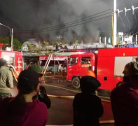 Cháy chợ trong đêm, 96 ki ốt hàng hóa ở Quảng Nam bị thiêu rụi