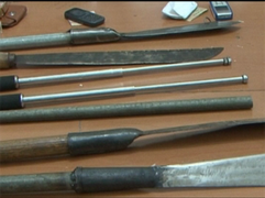 Giành khách, 2 chủ quán hải sản hỗn chiến