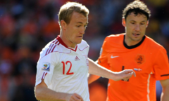 Cựu tuyển thủ Đan Mạch nhiễm Covid-19, 3 thành viên Ajax tự cách ly