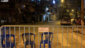 Cận cảnh khu vực có người nhiễm Covid-19 ở Hà Nội