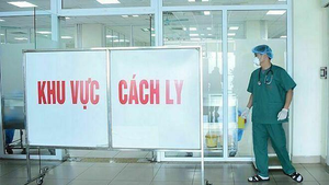 Video: Yêu cầu cách ly 32 giảng viên trở về từ Italy