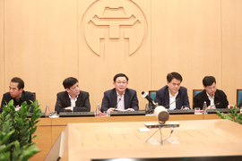 Hà Nội tìm 27 hành khách thương gia bay cùng chuyến với nữ bệnh nhân Covid-19